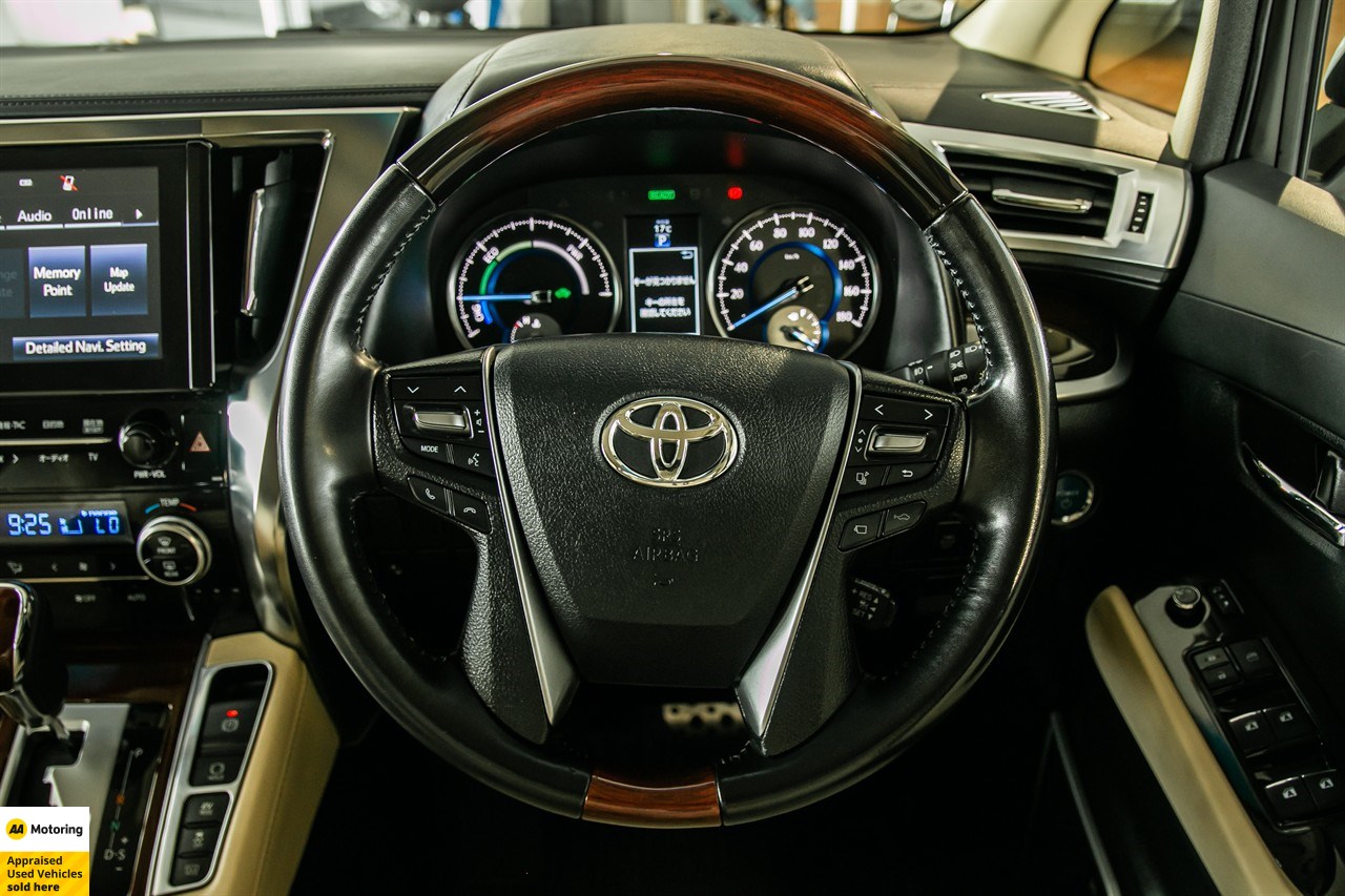 2017 Toyota Vellfire