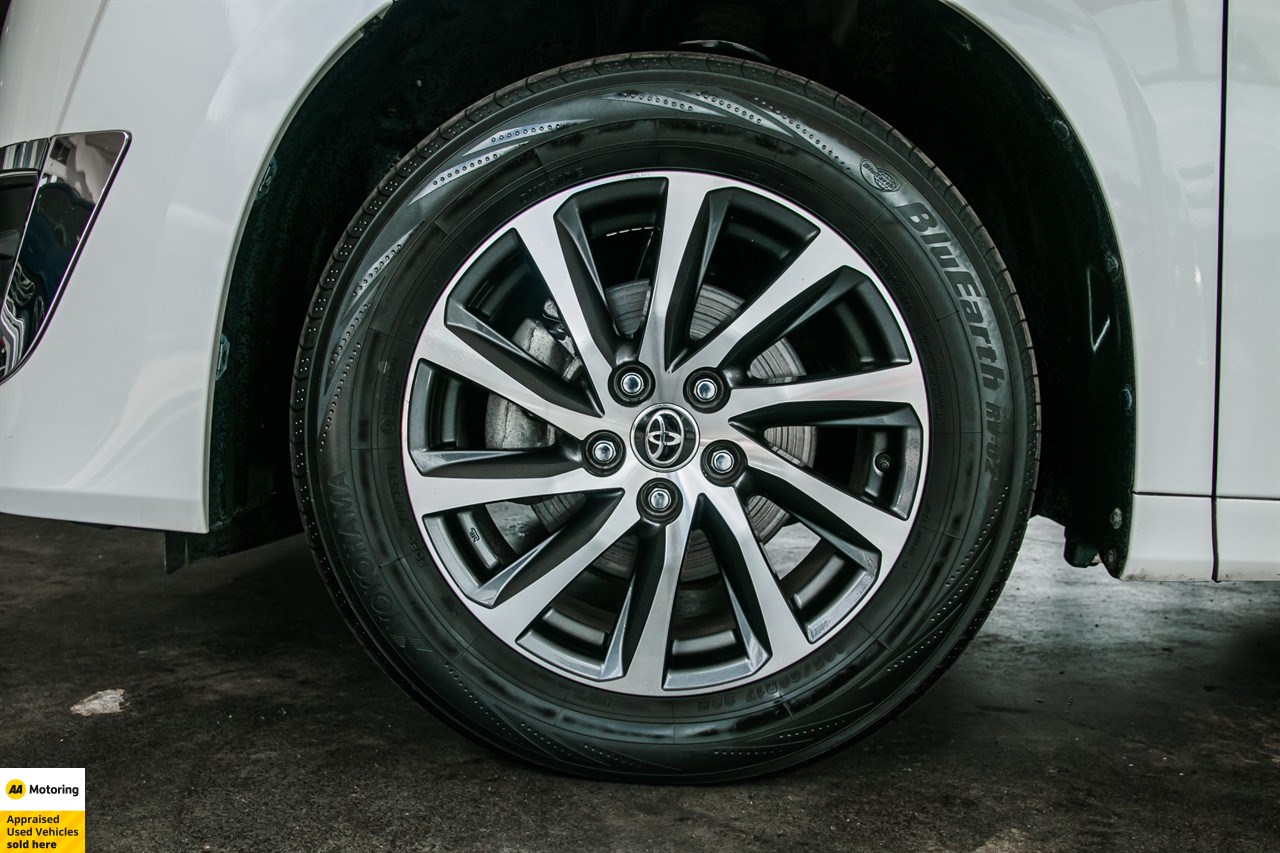 2017 Toyota Vellfire