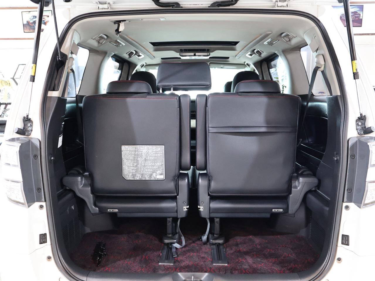 2013 Toyota Vellfire