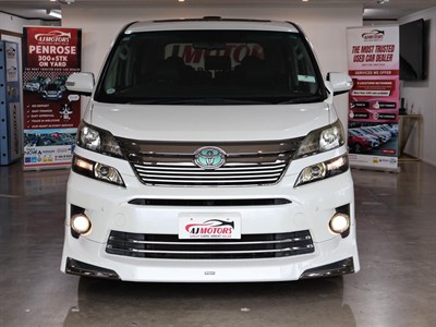 2013 Toyota Vellfire - Thumbnail
