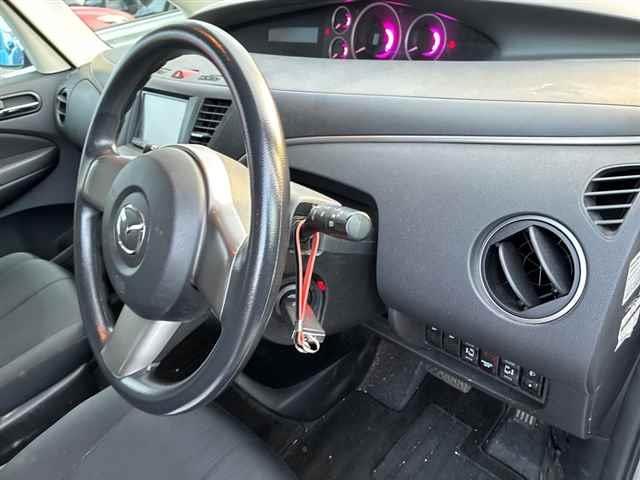 2013 Mazda Biante