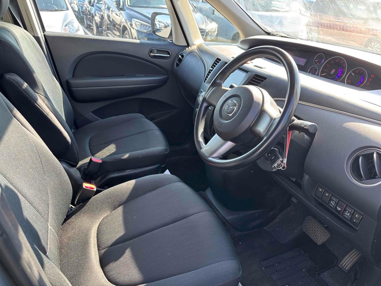 2013 Mazda Biante