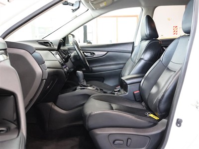 2022 Nissan X-Trail - Thumbnail