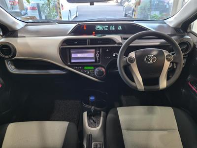 2014 Toyota Aqua - Thumbnail