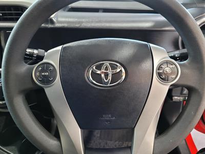 2014 Toyota Aqua - Thumbnail