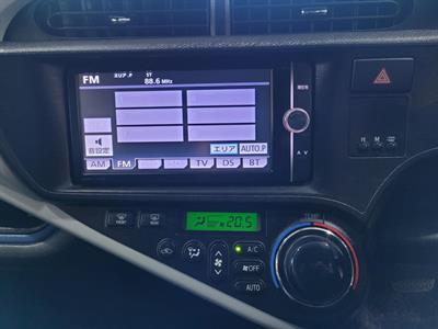 2014 Toyota Aqua - Thumbnail