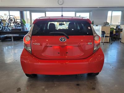 2014 Toyota Aqua - Thumbnail