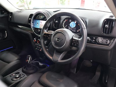 2021 MINI Cooper - Thumbnail