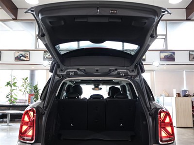 2021 MINI Cooper - Thumbnail