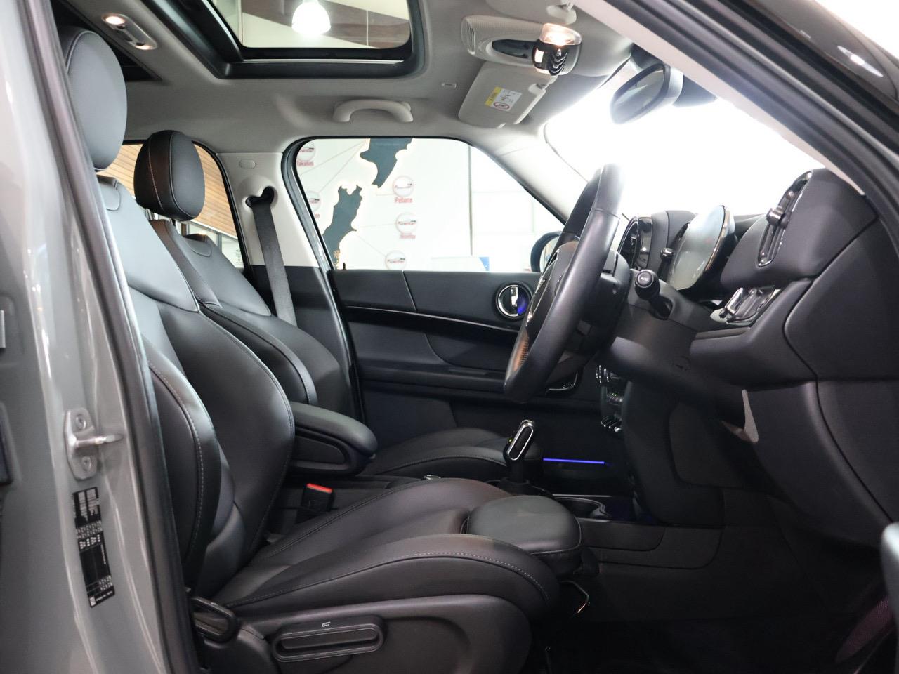 2021 MINI Cooper