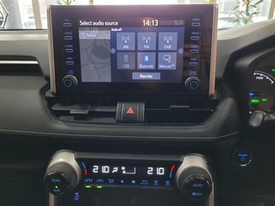 2021 Toyota RAV4 - Thumbnail