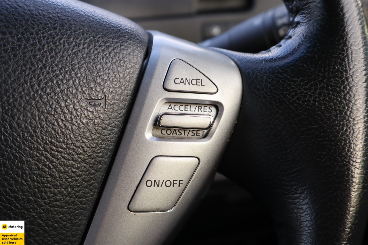 2015 Nissan Serena