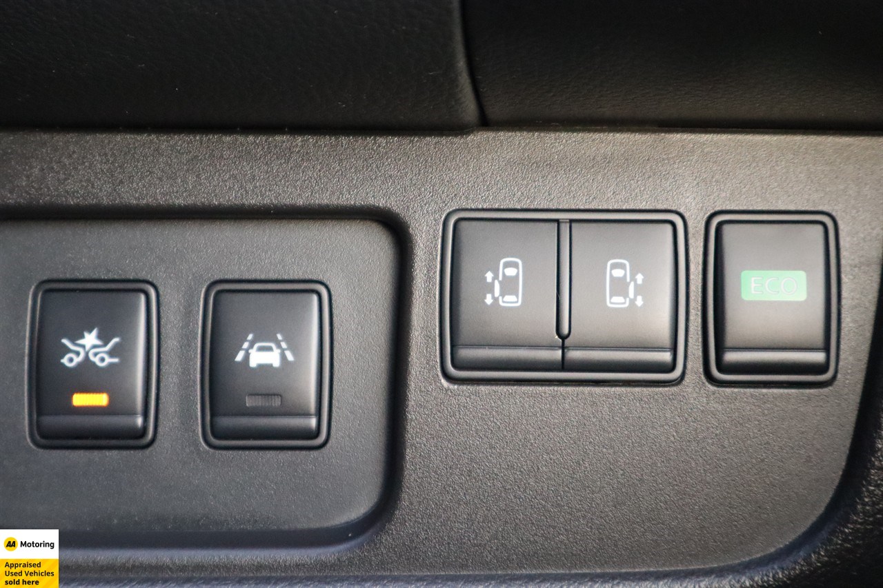 2015 Nissan Serena