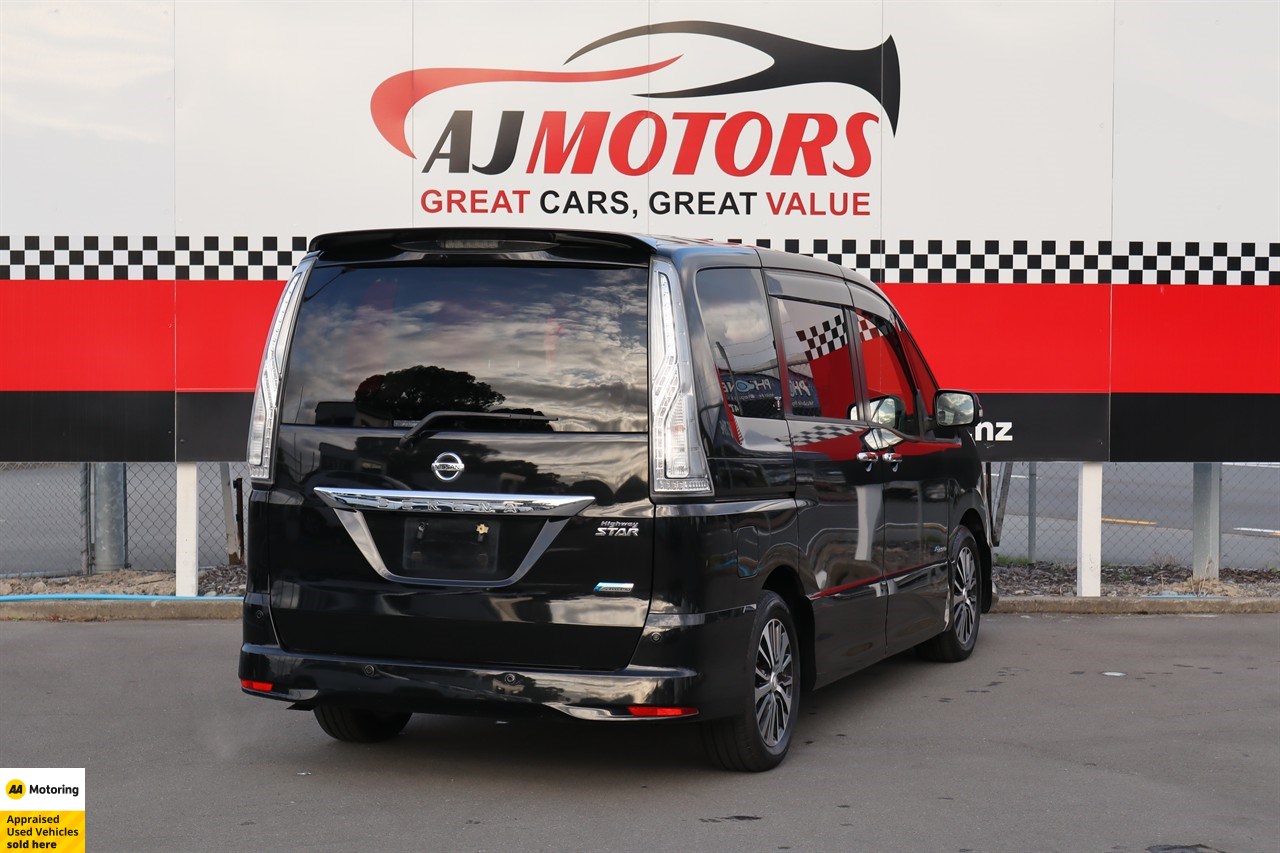 2015 Nissan Serena