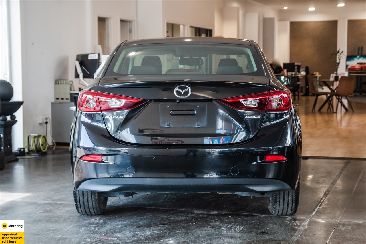2014 Mazda Axela