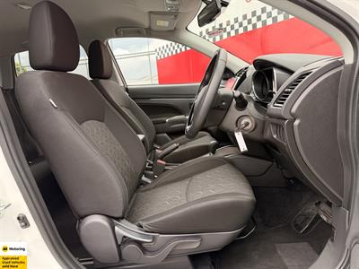 2024 Mitsubishi ASX - Thumbnail