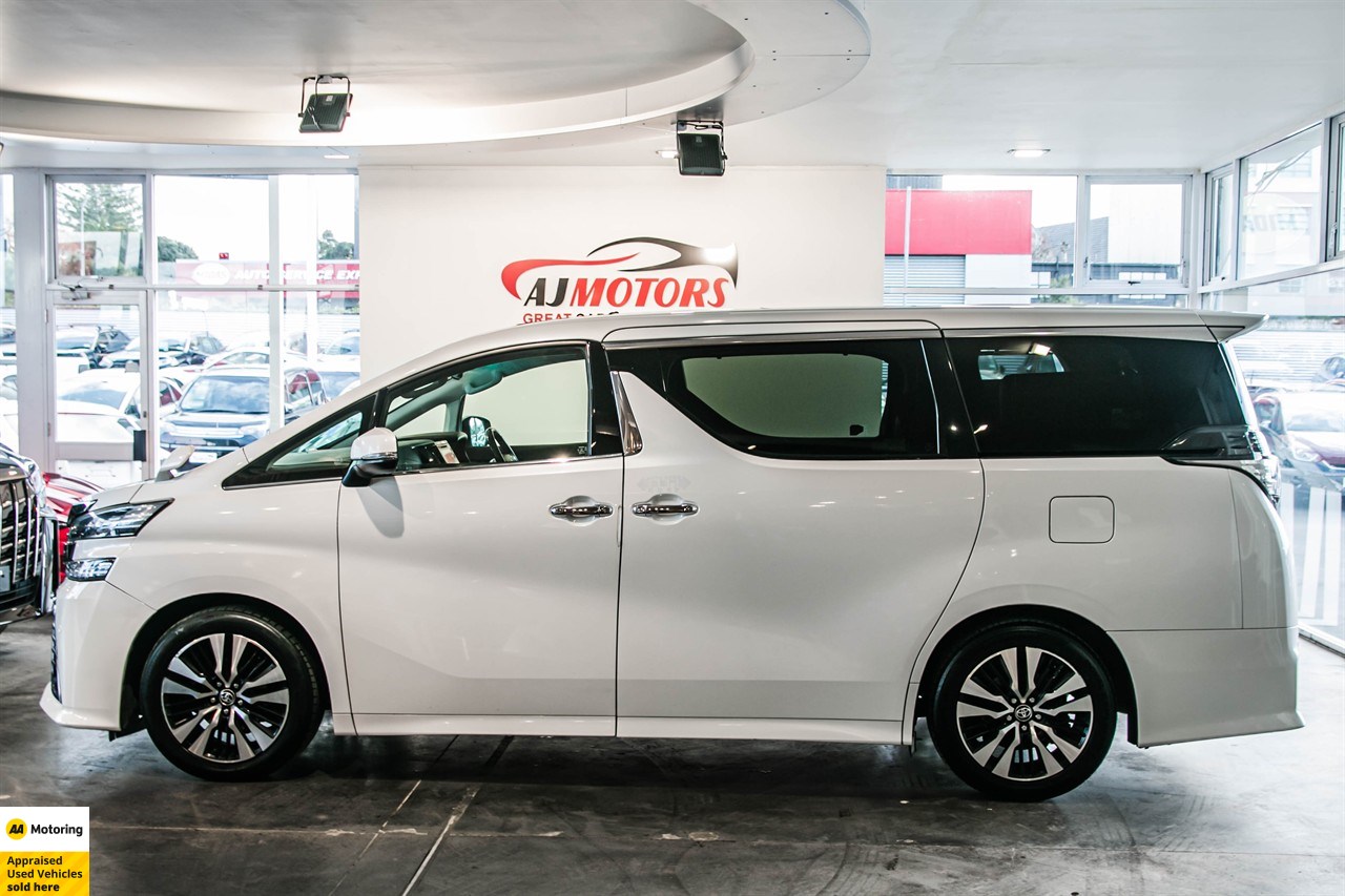 2018 Toyota Vellfire