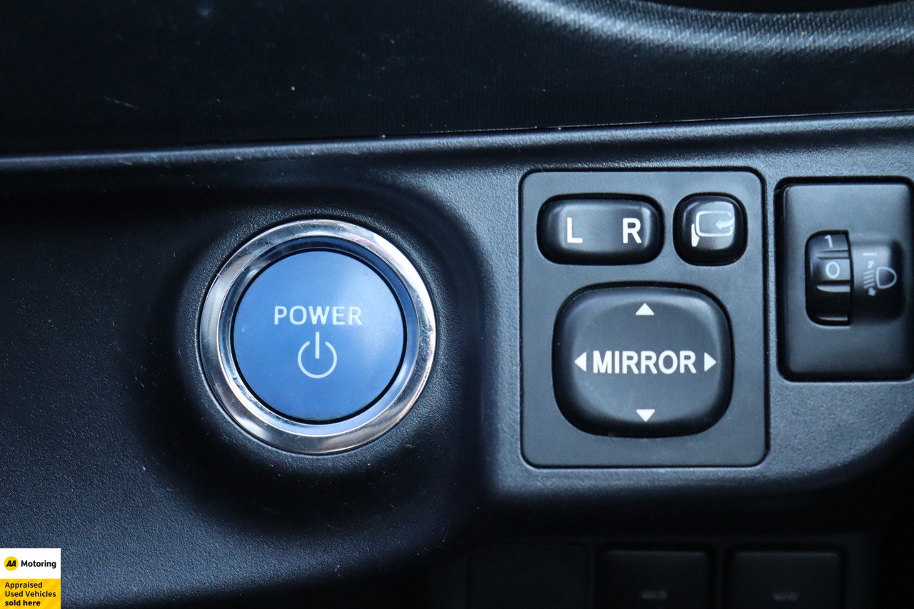 2013 Toyota Aqua