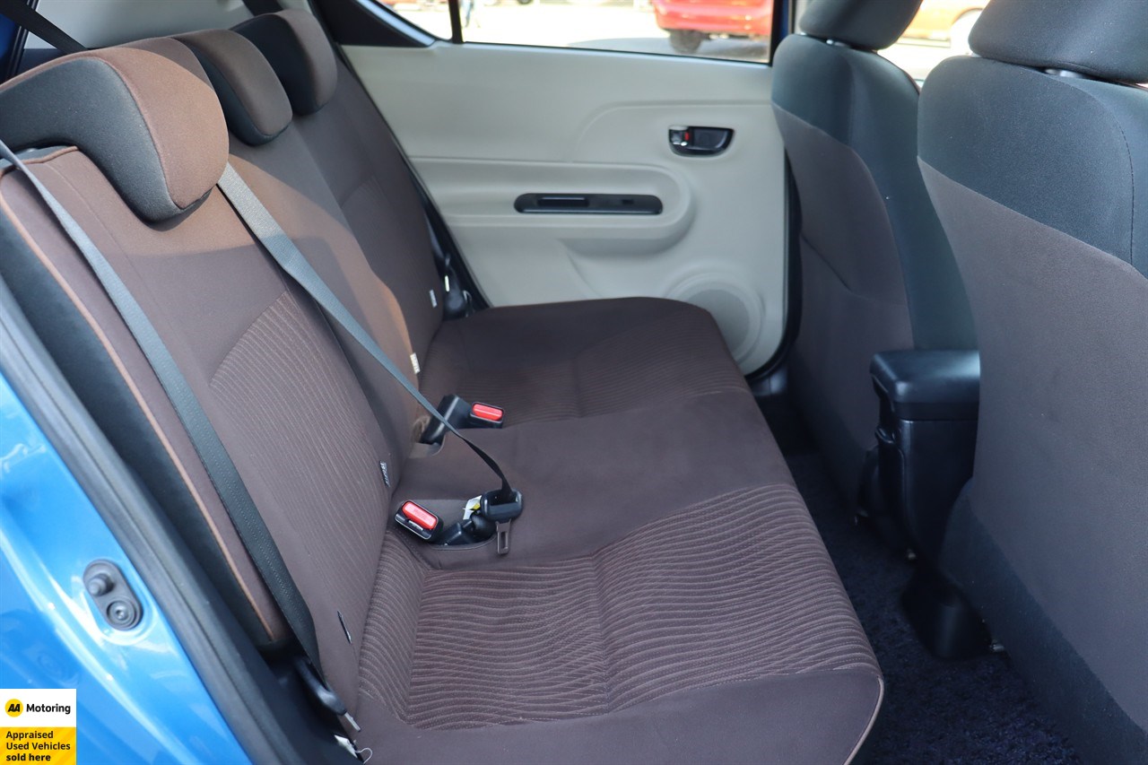 2013 Toyota Aqua