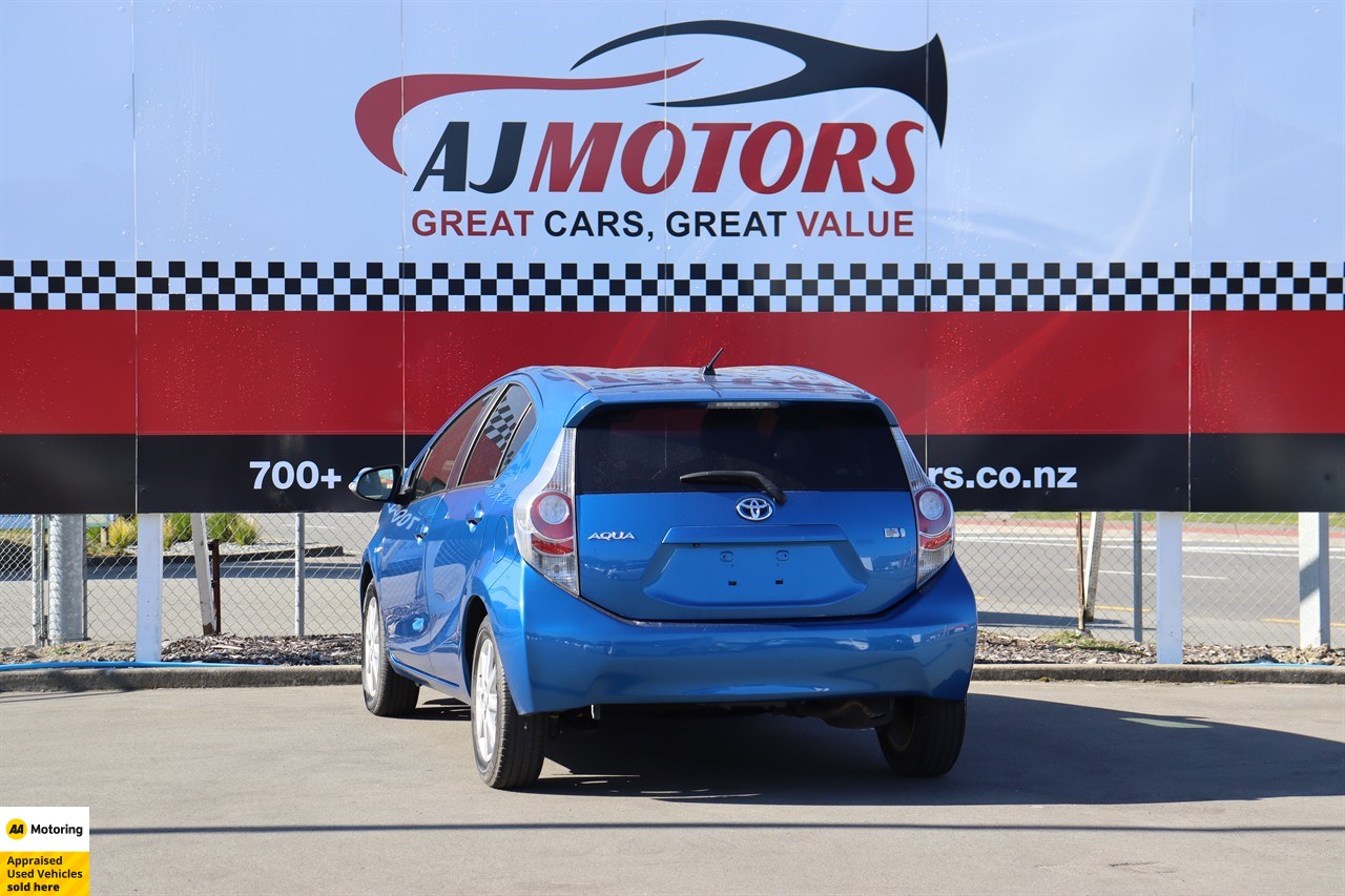 2013 Toyota Aqua