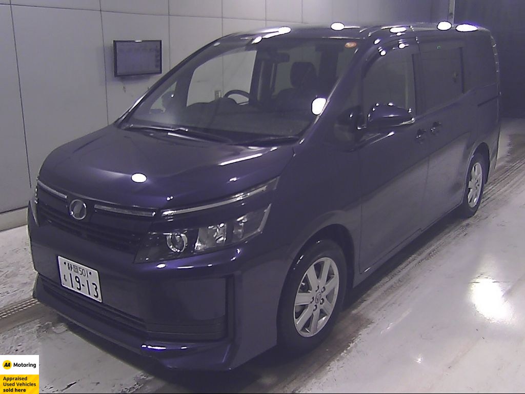 2014 Toyota Voxy