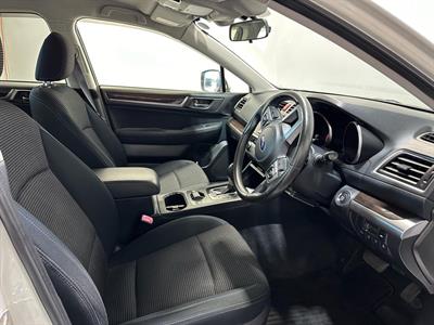 2015 Subaru Legacy - Thumbnail