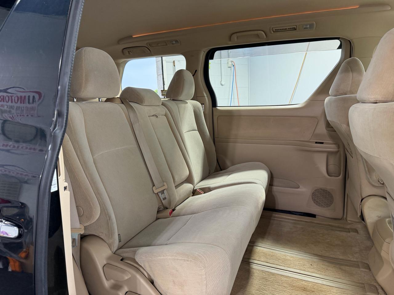 2010 Toyota Vellfire