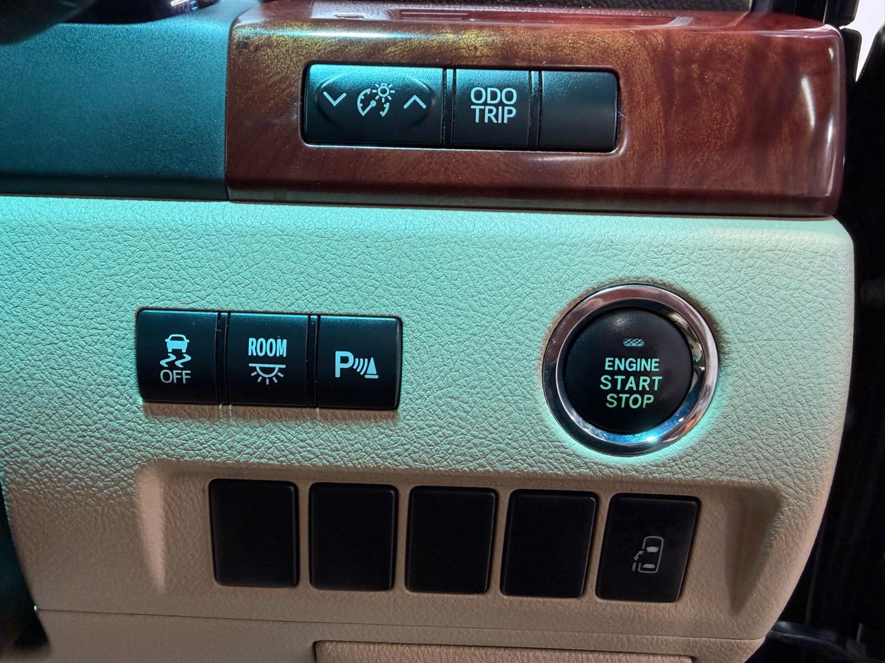 2010 Toyota Vellfire