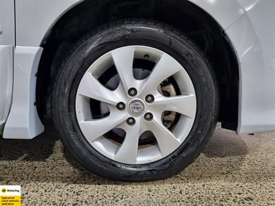 2012 Nissan Serena - Thumbnail