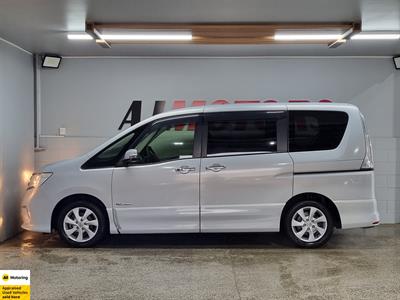 2012 Nissan Serena - Thumbnail