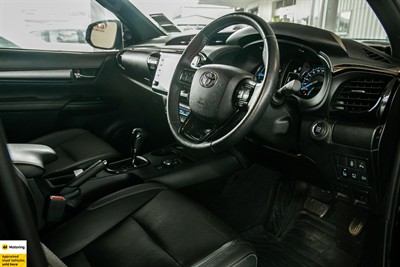 2025 Toyota HILUX - Thumbnail