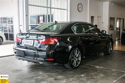 2013 Lexus GS 450h - Thumbnail