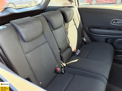 2015 Honda Vezel - Thumbnail