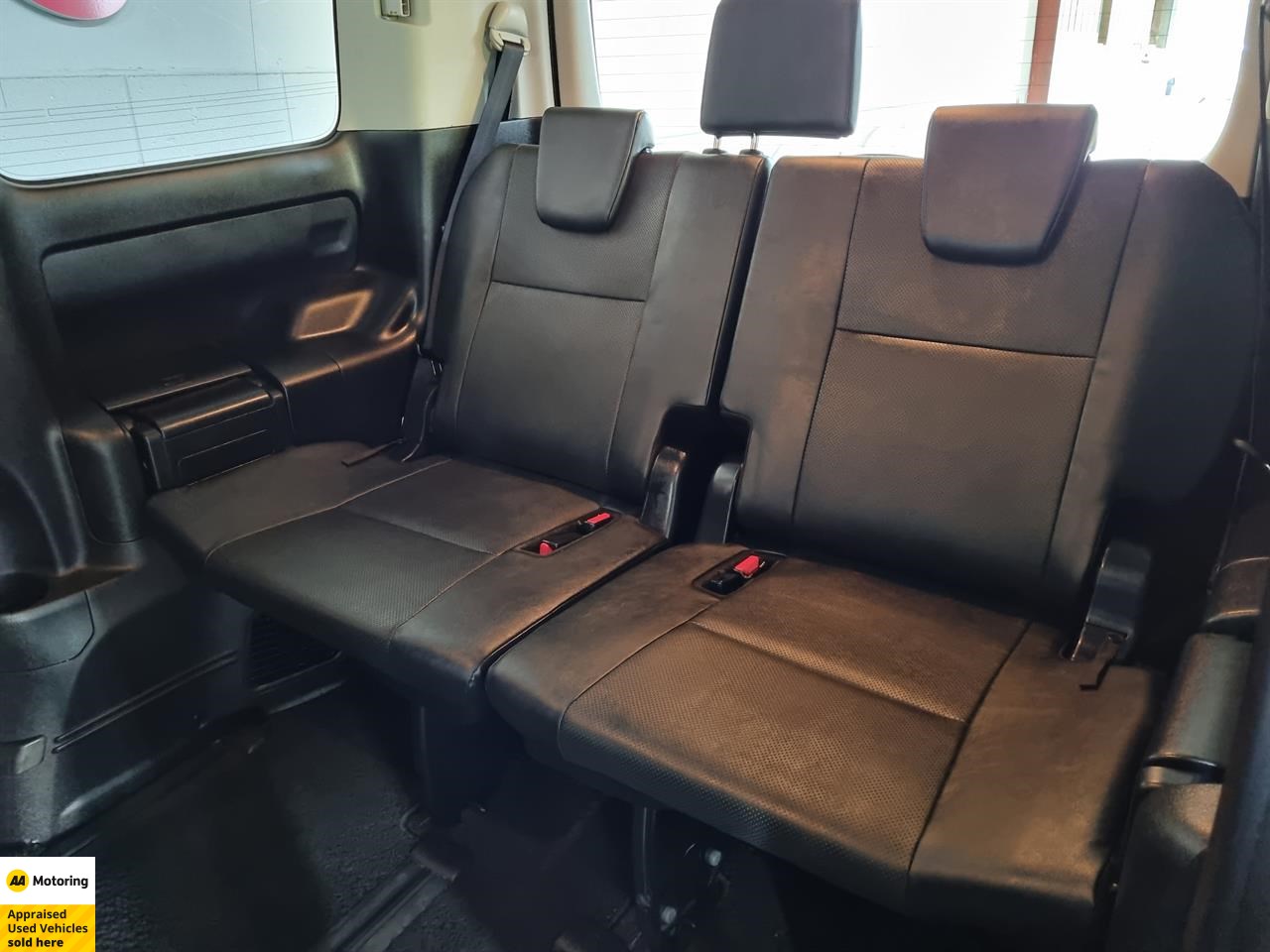2016 Toyota Esquire