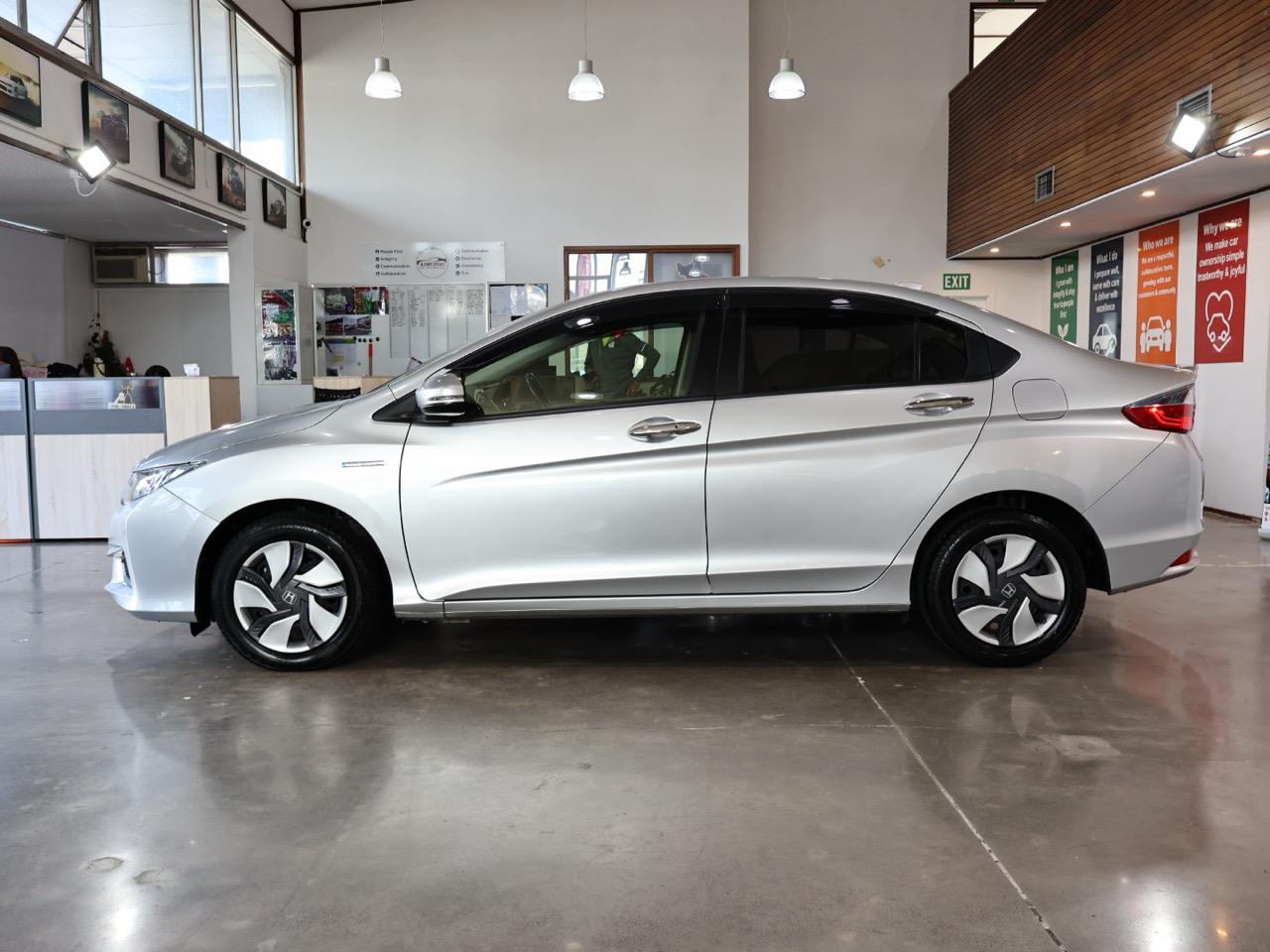 2017 Honda GRACE