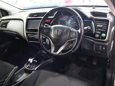 2017 Honda GRACE - Thumbnail