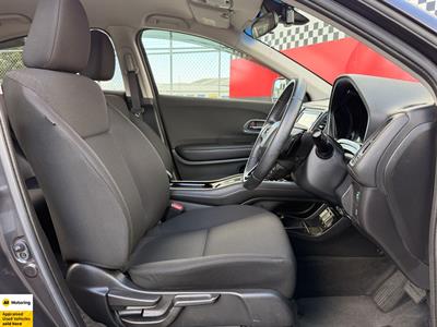 2015 Honda Vezel - Thumbnail