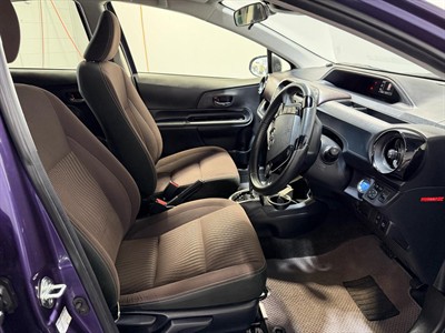 2018 Toyota Aqua - Thumbnail