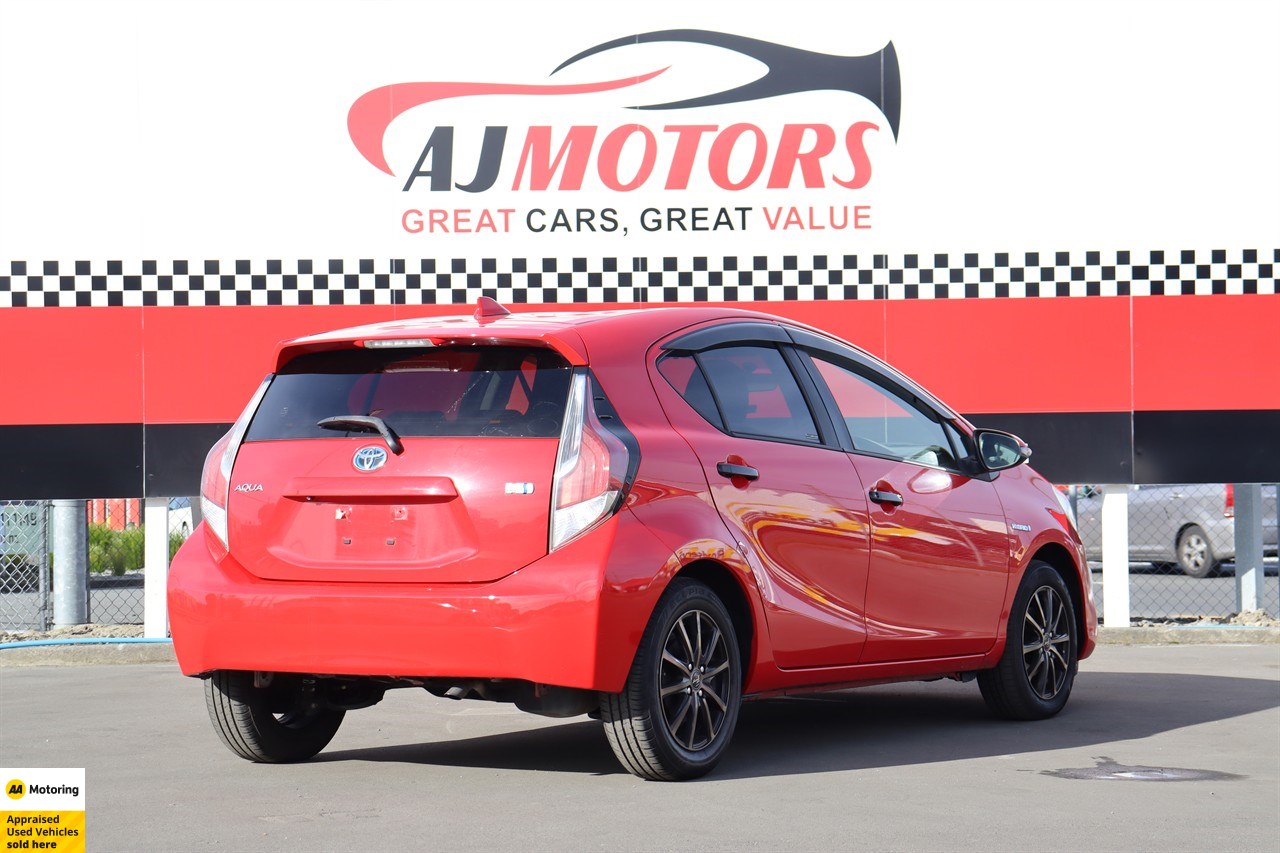 2015 Toyota Aqua