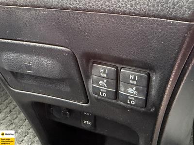 2014 Toyota Voxy - Thumbnail