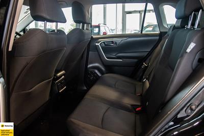 2020 Toyota RAV4 - Thumbnail