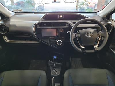 2019 Toyota Aqua - Thumbnail