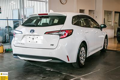2020 Toyota Corolla - Thumbnail