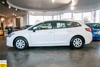 2020 Toyota Corolla - Thumbnail
