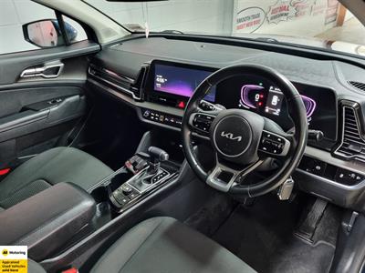 2024 Kia Sportage - Thumbnail