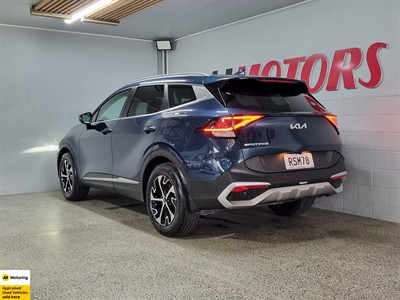 2024 Kia Sportage - Thumbnail