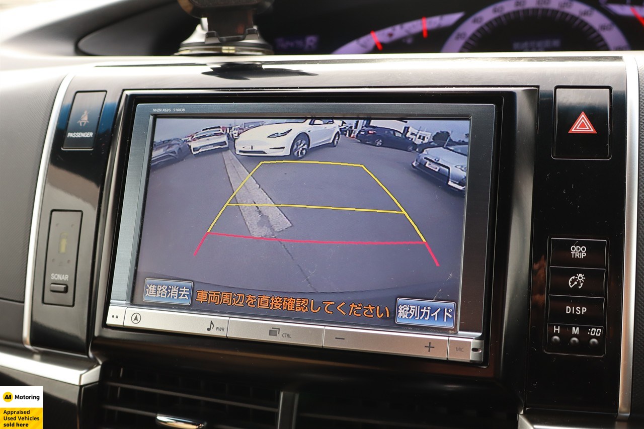 2015 Toyota Estima
