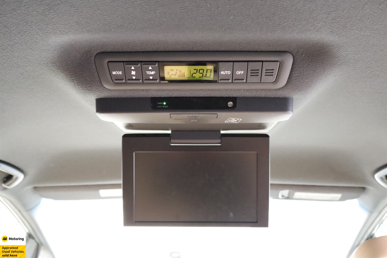 2015 Toyota Estima