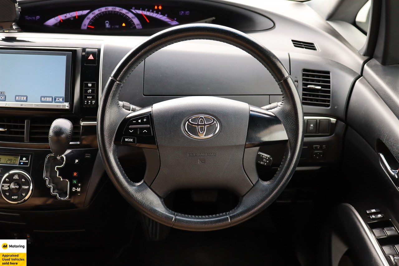 2015 Toyota Estima