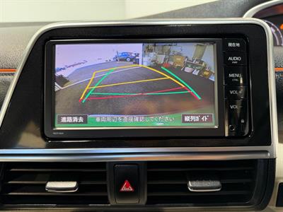 2015 Toyota Sienta - Thumbnail